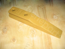 Запчасти для экскаваторов Ковш Зубы 8j4691